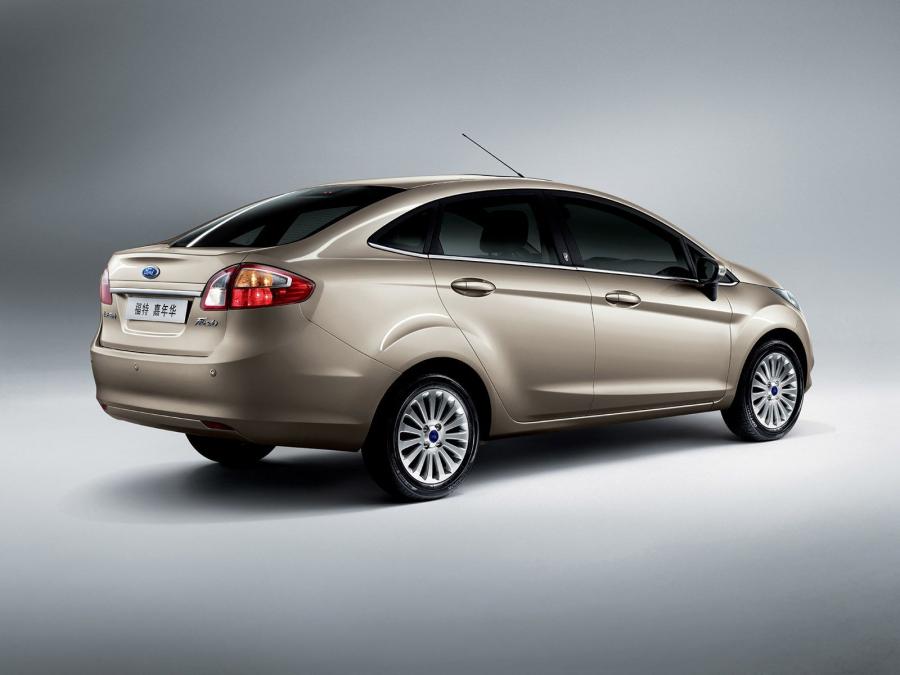  Ford Fiesta Sedan 2008 года  (CN) (фото 2 из 3)